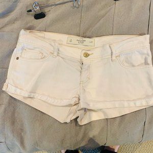 Abercrombie White Shorts Size 27